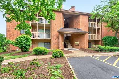 6-143 Green Turtle Ln, CHARLOTTESVILLE, VA, 22901 | Card Image