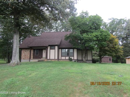 697 Saint Andrews Rd, Brandenburg, KY, 40108-7162 | Card Image