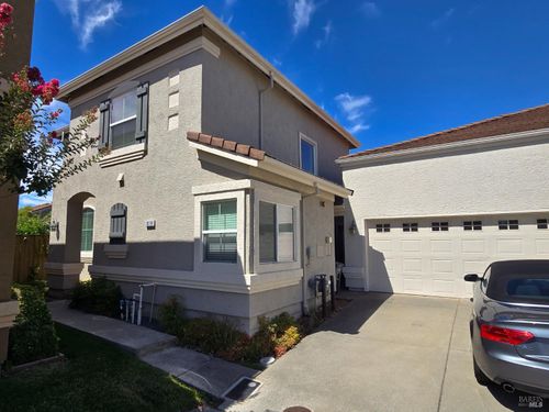 1018 Foley Ct, Vacaville, CA, 95688-9127 | Card Image