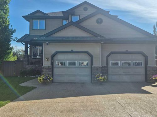 64 Lacey Close, Red Deer, AB, T4R3R7 | Card Image