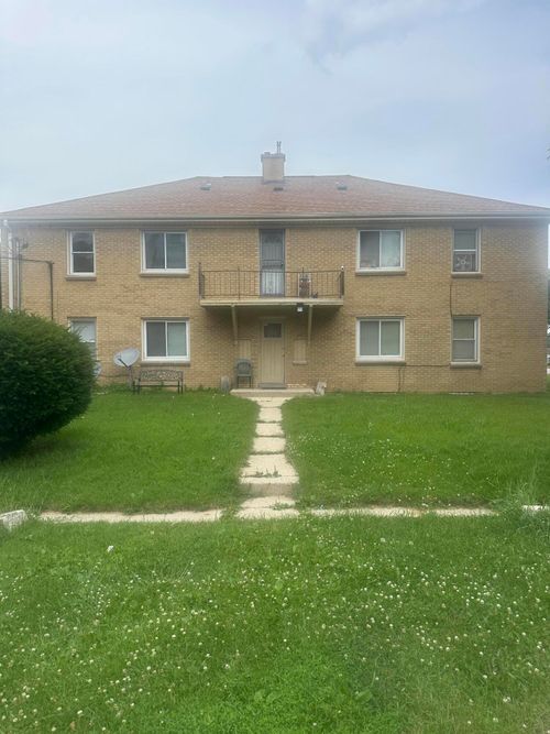 4715 W Capitol Dr, Milwaukee, WI, 53216-1562 | Card Image