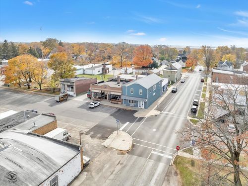 2-4-2-4 E Front St, Newark, IL, 60541 | Card Image