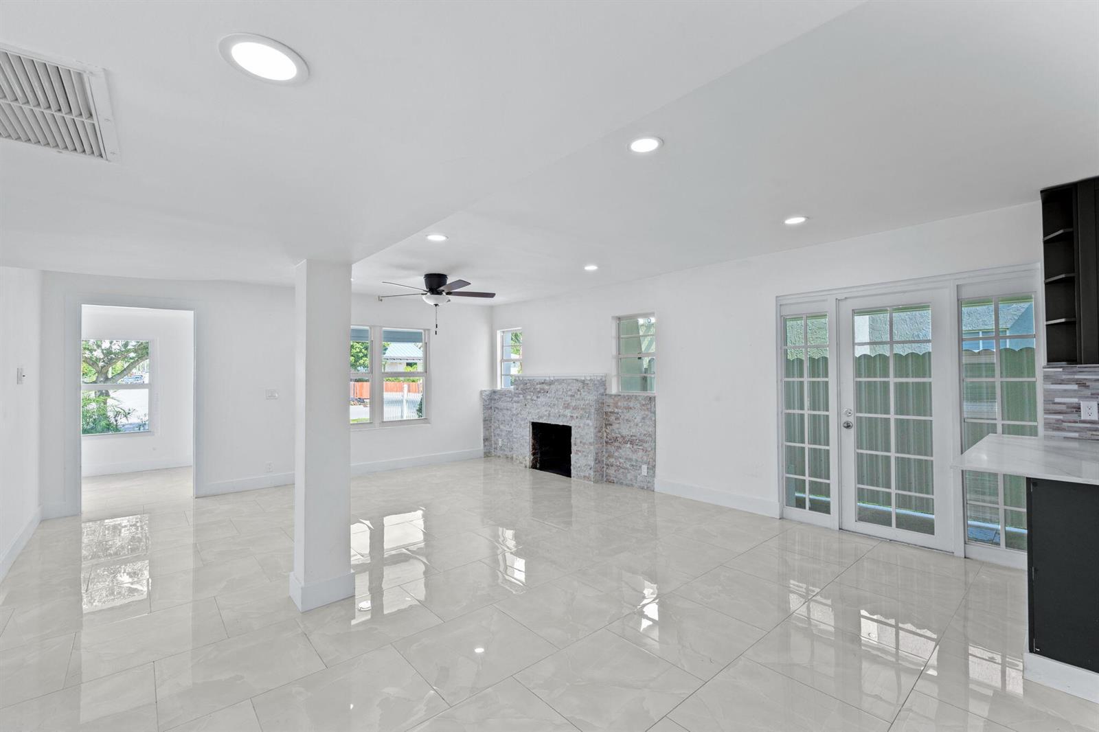 Residential Lease in West Palm Beach 2