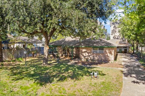 1427 W 22nd St, Houston, TX, 77008-1607 | Card Image