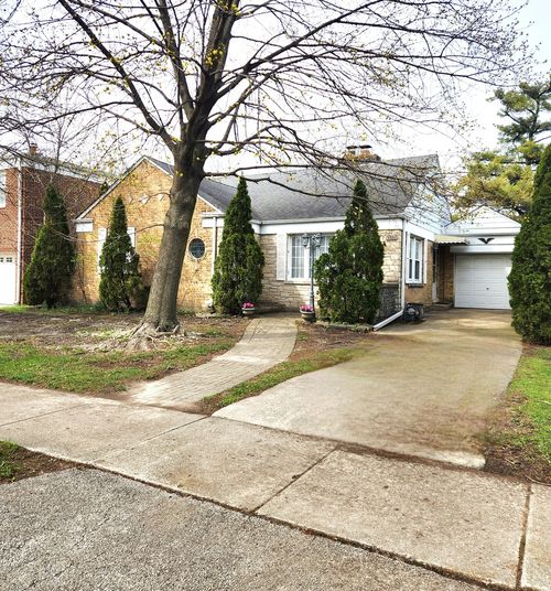 5020 Pratt Avenue, Skokie, IL, 60076 | Card Image