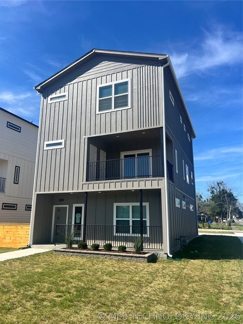 200 W Houston St, Broken Arrow, OK, 74012-5341 | Card Image