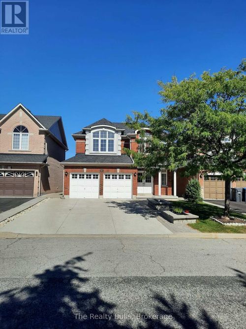 21 Arctic Fox Crescent, Brampton (Sandringham-Wellington), ON, L6R0J3 | Card Image