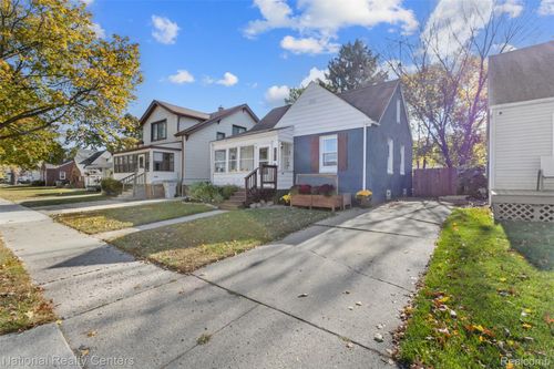 346 E Jarvis Ave, Hazel Park, MI, 48030-1773 | Card Image