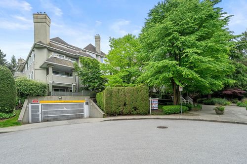 409-3738 Norfolk Street, Burnaby, BC, V5G4V4 | Card Image