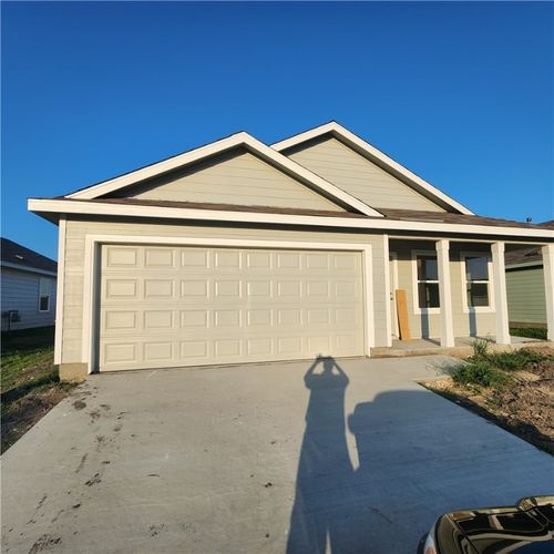 2726 Winterfell St, Corpus Christi, TX, 78401 | Card Image