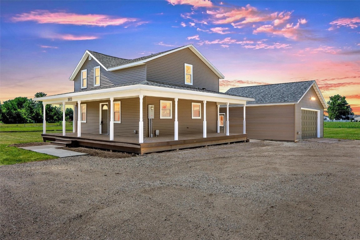 2nd St, Palo, IA 52324