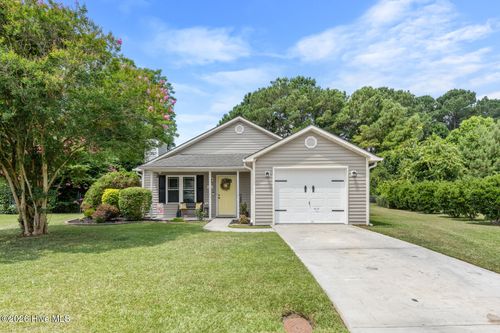 211 Clydesdale Ct, Jacksonville, NC, 28546-9766 | Card Image