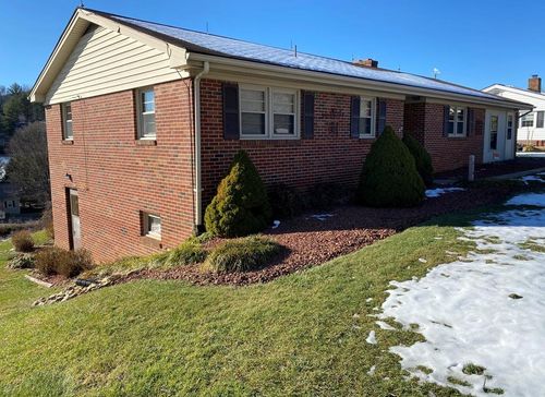 410 Colonial, Independence, VA, 24348 | Card Image