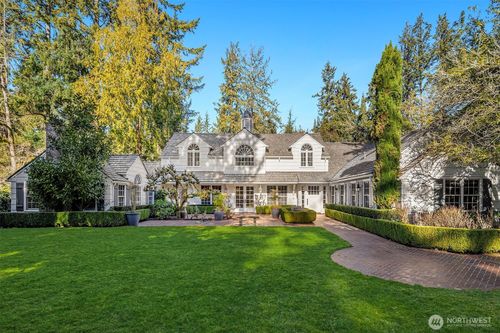 1135 Evergreen Point Rd, Medina, WA, 98039-3138 | Card Image