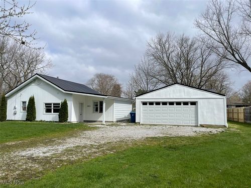 2931 Union St, Norton, OH, 44203-7599 | Card Image