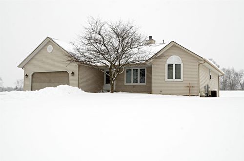 N3947 Cushman Rd, Helenville, WI, 53137-9786 | Card Image