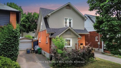 626 Downie St, Peterborough, ON, K9H4K3 | Card Image