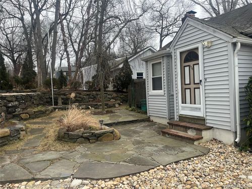 178 Adirondack Dr, Selden, NY, 11784-3751 | Card Image