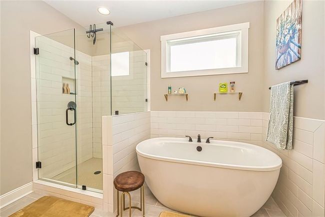 117 Lake Point Dr, House other with 4 bedrooms, 4 bathrooms and 5 parking in Williamson GA | Image 25