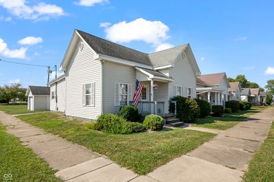 401 W Washington Street, House other with 2 bedrooms, 1 bathrooms and null parking in Greensburg IN | Image 2