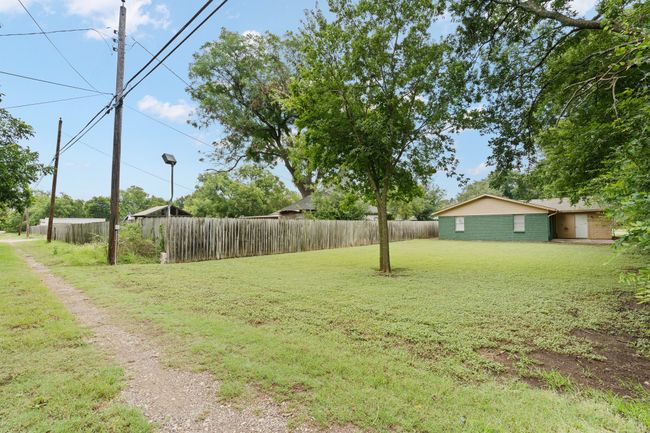 View of yard | Image 23