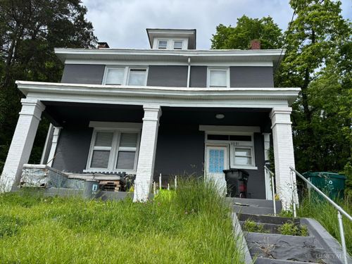 3091 Beekman St, Cincinnati, OH, 45214-1617 | Card Image