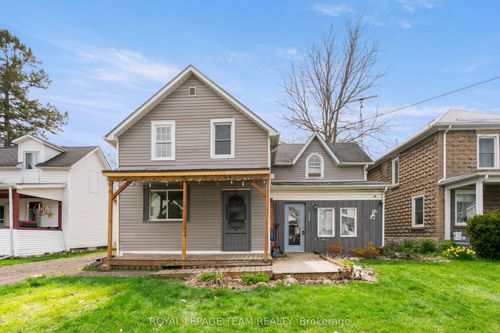 526 Middle St, Cardinal, ON, K0E1E0 | Card Image