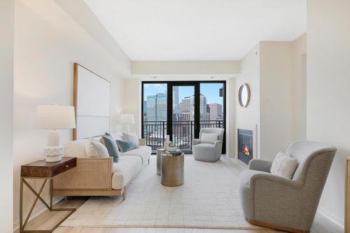 apt-2004-500 E Grant St, Minneapolis, MN, 55404-1481 | Card Image
