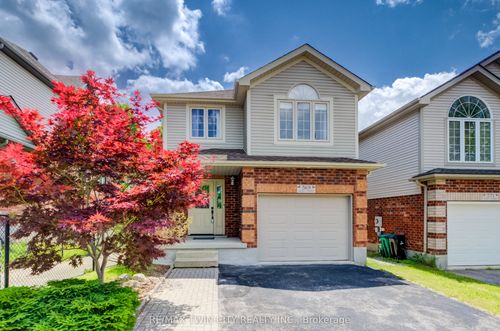 569 Violet St, Waterloo, ON, N2V2T8 | Card Image