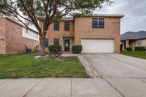 736 Eagle Dr, Saginaw, TX, 76131-4897 | Card Image