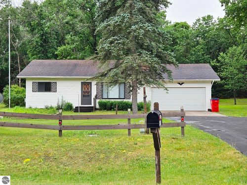1963 Vaughn Rd, National City, MI, 48748-9640 | Card Image