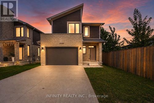 2460 Irish Moss Rd, London, ON, N6M0H6 | Card Image