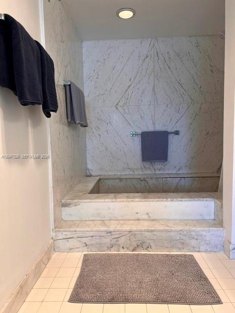Residential Lease in Key Biscayne 5