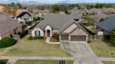 3634 E Blue Stone Drive, House other with 4 bedrooms, 2 bathrooms and null parking in Fayetteville AR | Image 2