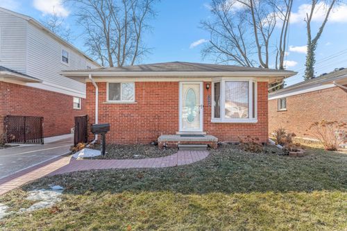 15945 Horger Ave, Allen Park, MI, 48101-3607 | Card Image