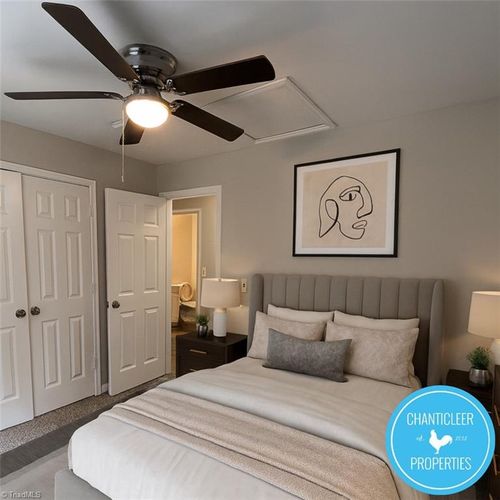 d-1041 W Barton Street, Greensboro, NC, 27407 | Card Image