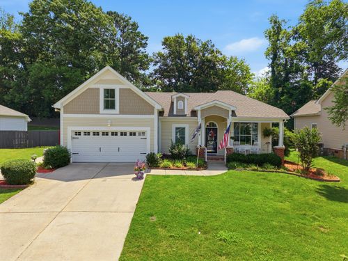 102 Cross Cove Ct, Hendersonville, TN, 37075-5437 | Card Image