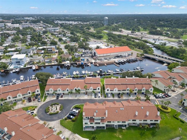 2376 Hanover Dr, Townhouse with 3 bedrooms, 3 bathrooms and null parking in DUNEDIN FL | Image 33