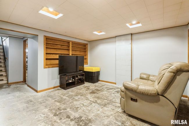 2220 Warren St, House other with 2 bedrooms, 1 bathrooms and null parking in Davenport IA | Image 17