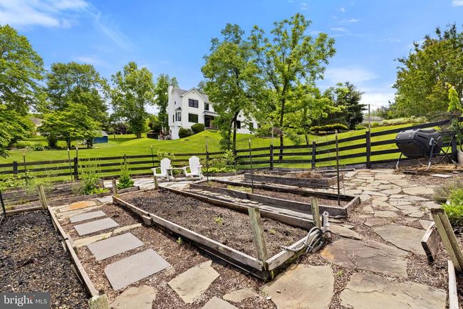 5722 Pond View Ln, House other with 4 bedrooms, 4 bathrooms and null parking in Broad Run VA | Image 84