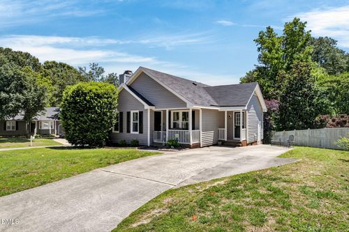 4148 Willow Haven Ct, Raleigh, NC, 27616-8703 | Card Image