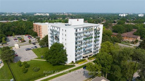 801-986 Huron St, London, ON, N5Y5E4 | Card Image