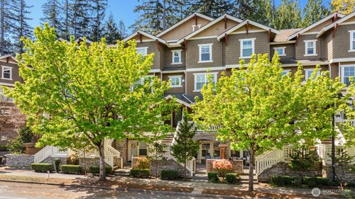 101 Shy Bear Way Nw, Issaquah, WA, 98027-5696 | Card Image