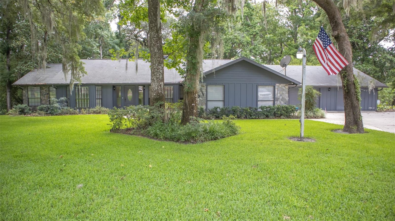 220th Ter, Hawthorne, FL 32640