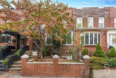 23-59 35th Street, Home with 3 bedrooms, 3 bathrooms and 2 parking in Astoria NY | Image 1