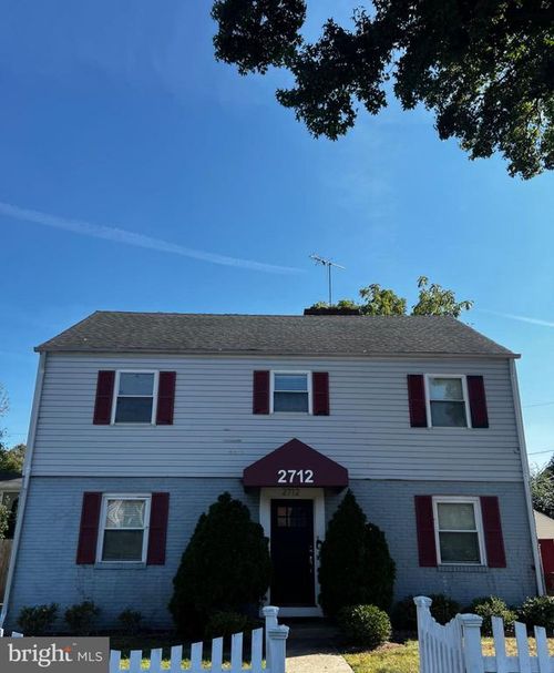 2712 Arlington Blvd, Arlington, VA, 22204-1872 | Card Image