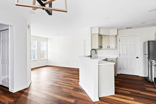 6001-6001 Tudor Dr, Pompton Plains, NJ, 07444-1146 | Card Image