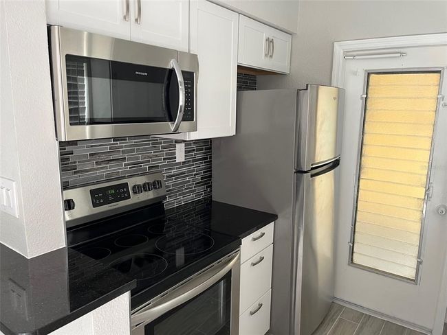APT-7 - 1605 Pass A Grille Way, Condo with 2 bedrooms, 1 bathrooms and null parking in ST PETE BEACH FL | Image 8