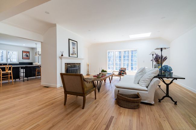148 W Hills Rd, House other with 5 bedrooms, 5 bathrooms and null parking in New Canaan CT | Image 7