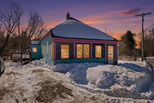 16 Witchtrot Road, South Berwick, ME, 03908 | Card Image